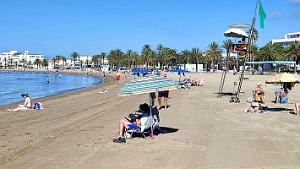 49 - Rosas - Paseo Maritime et Plage Nova
